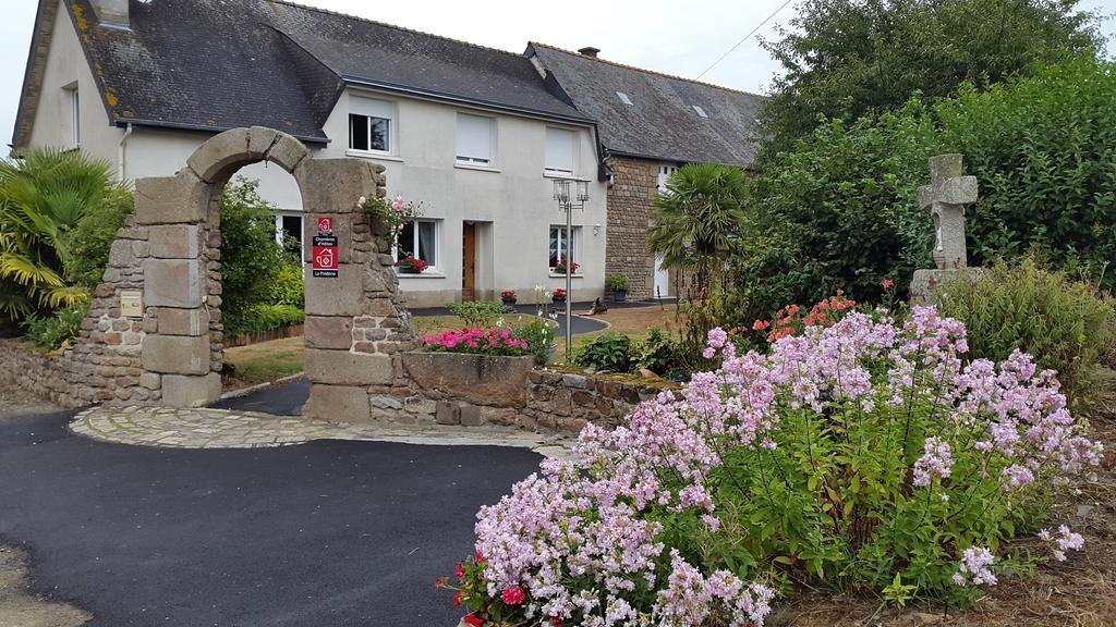 Chambres D'Hotes La Pinderie Val-Couesnon Exteriör bild