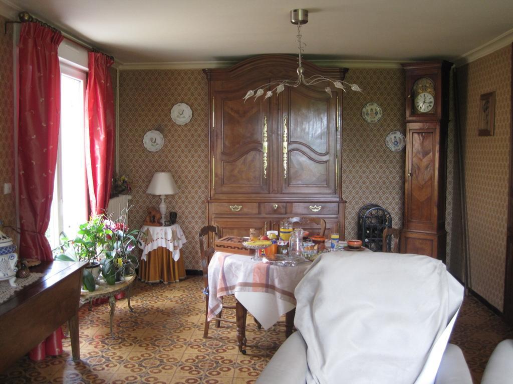 Chambres D'Hotes La Pinderie Val-Couesnon Exteriör bild