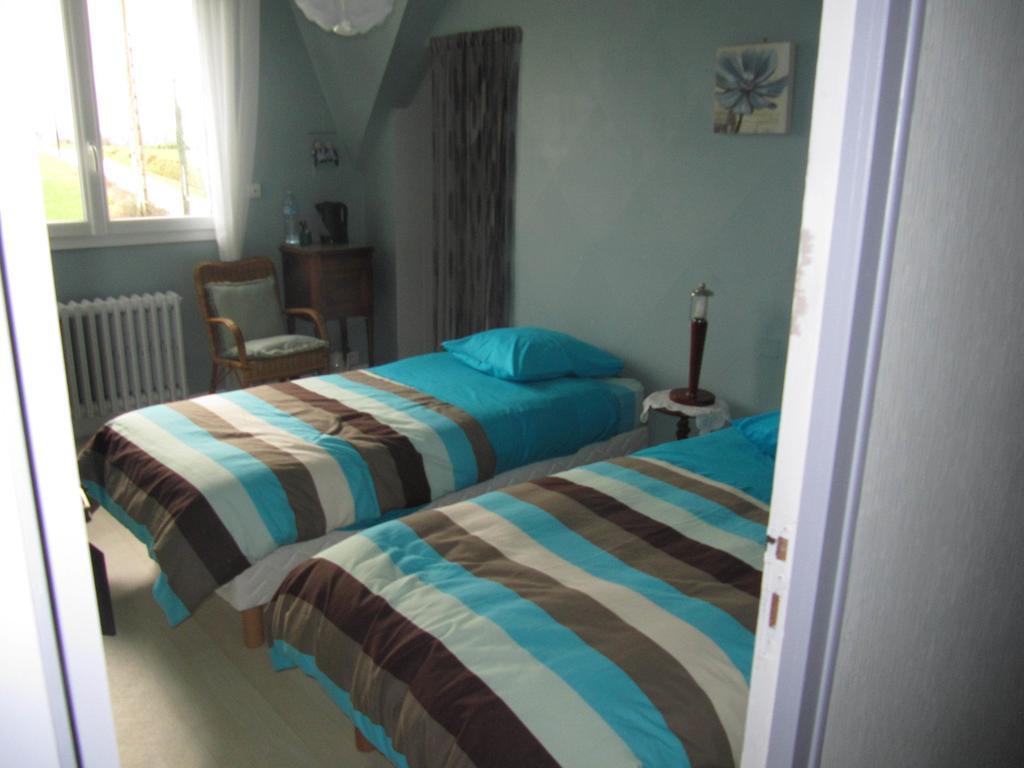 Chambres D'Hotes La Pinderie Val-Couesnon Exteriör bild